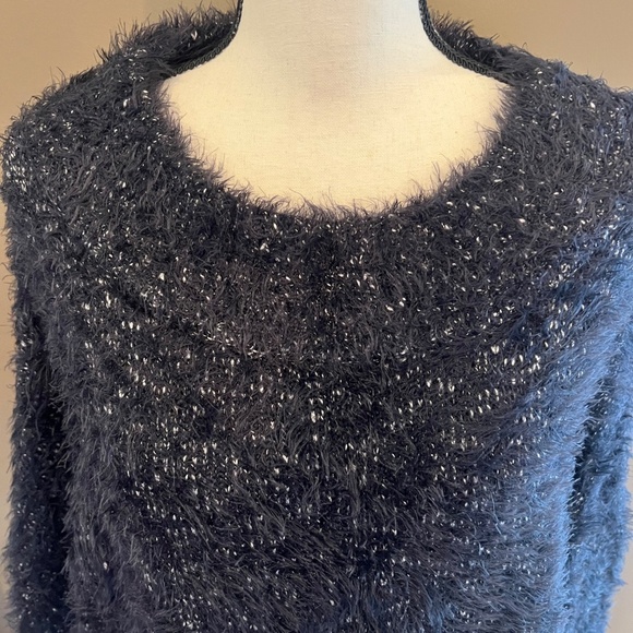 Express Black Speckled Chunky Knit Sweater Oversized Dolman Sleeve, Size Medium - Picture 2 of 9